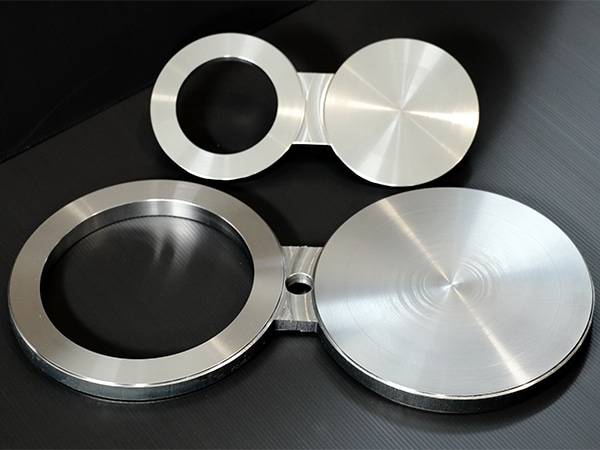 SS 304/304L Spectacle blind flanges
